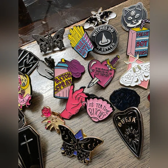 25pc Witch Themed Enamel Pins Moth, Wednesday, Rose,Ghost Etc... - Picture 2 of 4